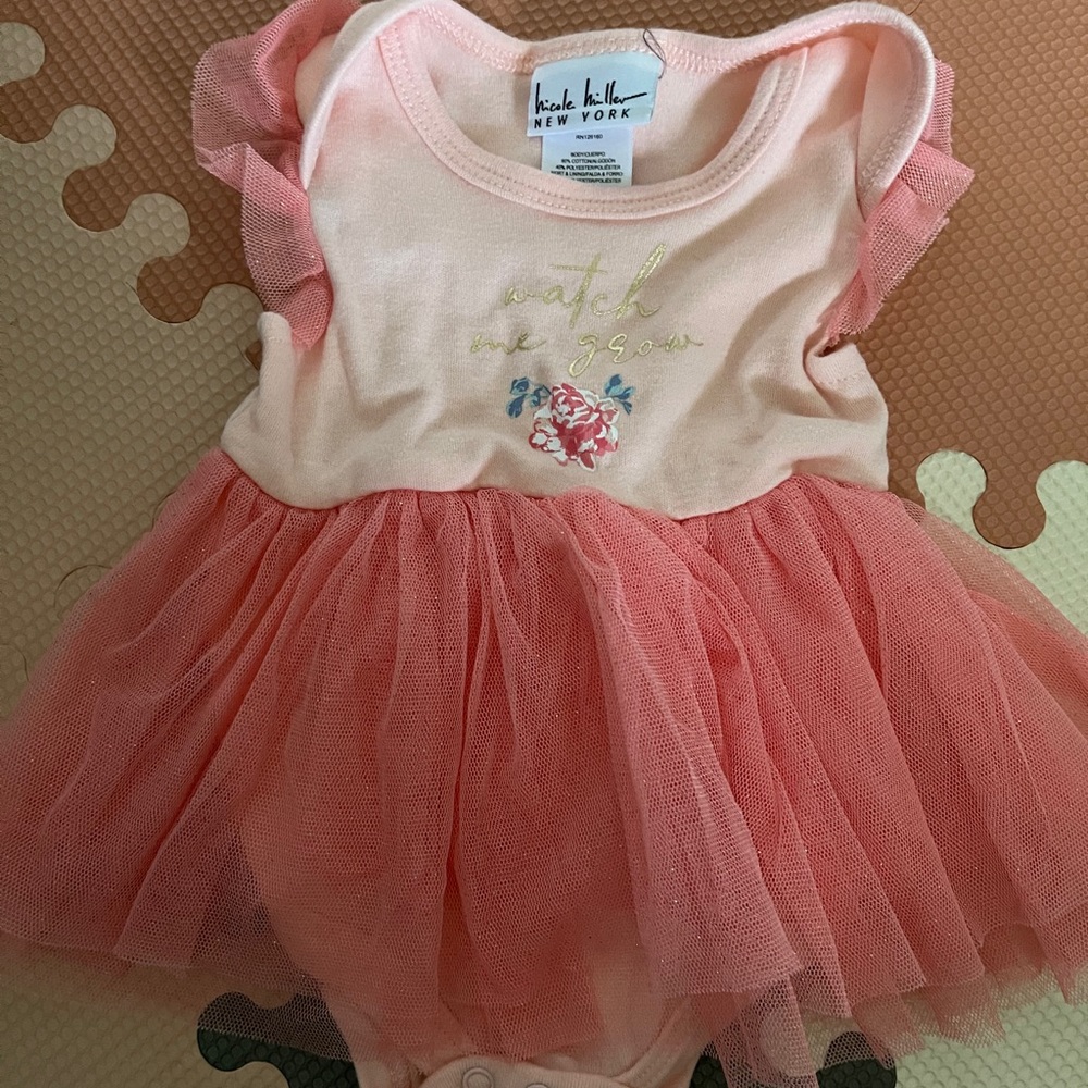 Nicole Miller 2 piece set